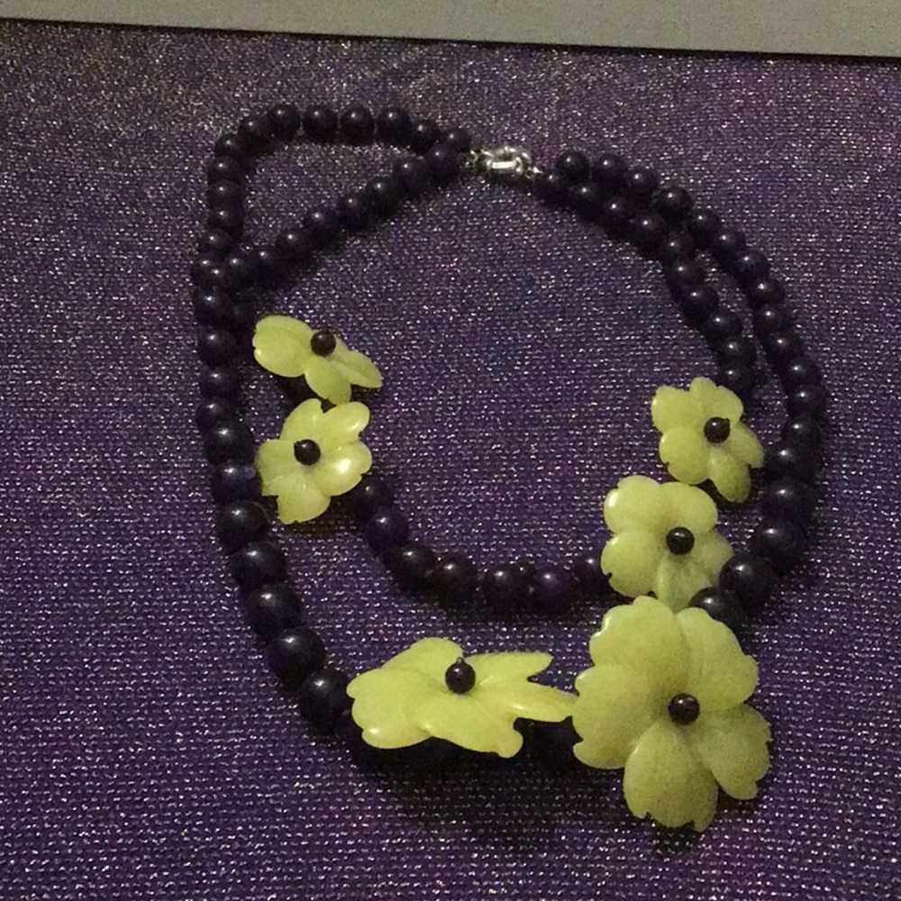 Vintage Beaded Necklace